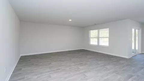 Living - 760 Twinstead Rd SW, Supply, NC 28462 photo 3 of 6