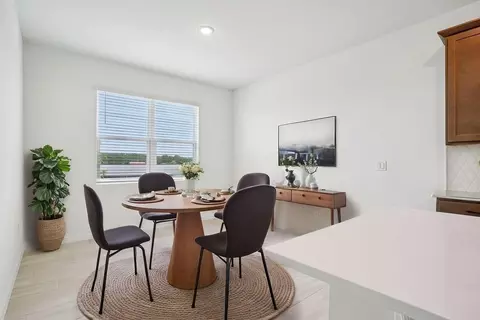 Dining - 4595 Laurel Site Loop, Apopka, FL 32712 photo 1 of 1