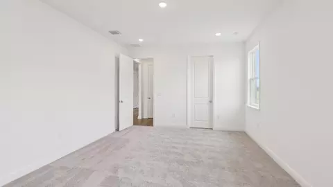 Bedroom - 2214 Elegant Mnr Cir, Edgewater, FL 32141 photo 1 of 8