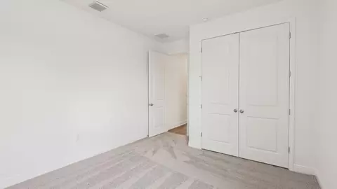 Bedroom - 2214 Elegant Mnr Cir, Edgewater, FL 32141 photo 8 of 8