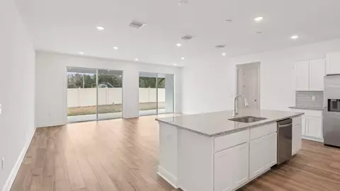 Living - 2214 Elegant Mnr Cir, Edgewater, FL 32141 photo 2 of 4
