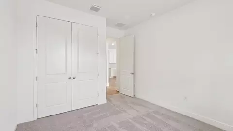 Bedroom - 2214 Elegant Mnr Cir, Edgewater, FL 32141 photo 6 of 8