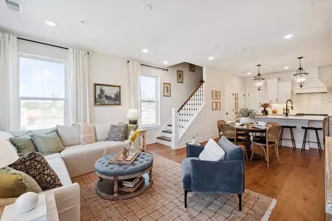Living - 14984 Deco Cir, Chantilly, VA 20151 photo 1 of 3