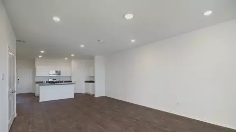Living - 314 Arnold Loop, Uhland, TX 78640 photo 1 of 7