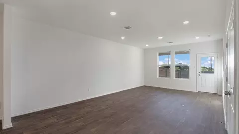 Living - 314 Arnold Loop, Uhland, TX 78640 photo 2 of 7