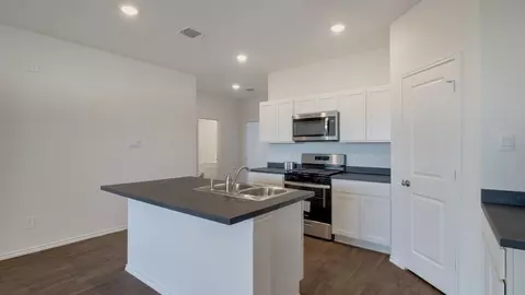 Kitchen - 314 Arnold Loop, Uhland, TX 78640 photo 1 of 13