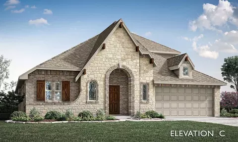 1742 Saunders Dr, Cedar Hill, TX 75104