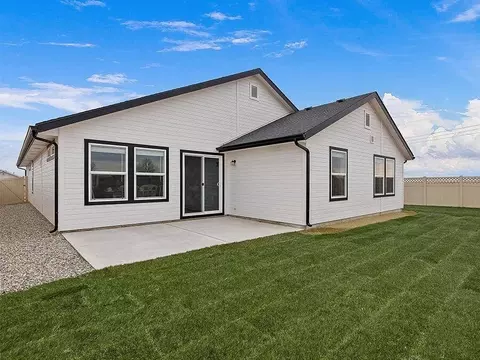 Exterior - 1919 Cashel St, Middleton, ID 83644 photo 6 of 16