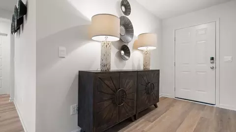 Entry Way - 252 Raulston Dr, Byram, MS 39272 photo 5 of 7