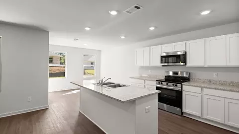 Kitchen - 252 Raulston Dr, Byram, MS 39272 photo 6 of 10