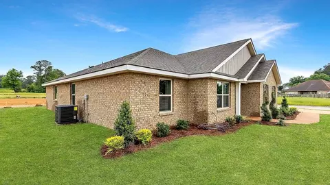 Exterior - 252 Raulston Dr, Byram, MS 39272 photo 2 of 7