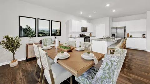 Dining - 8009 Haley Springs Ln, Corryton, TN 37721 photo 2 of 3