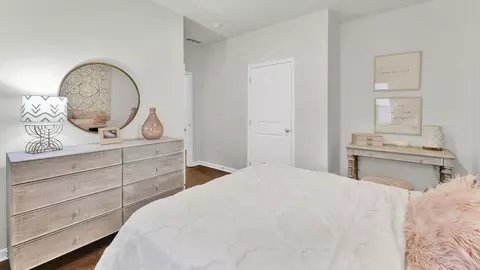 Bedroom - 8009 Haley Springs Ln, Corryton, TN 37721 photo 8 of 9