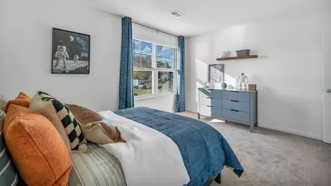 Bedroom - 8009 Haley Springs Ln, Corryton, TN 37721 photo 4 of 9