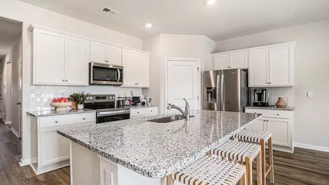 Kitchen - 412 Rookroost Cir, Conway, SC 29526 photo 4 of 5