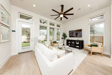 Living - 7474 Forest Stream Ct, Conroe, TX 77304 photo 1 of 2