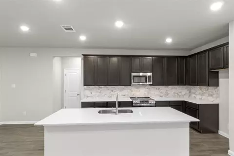 Kitchen - 283 Tailwind Dr, Kyle, TX 78640 photo 3 of 11