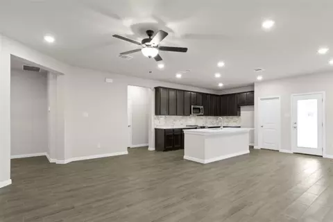Living - 283 Tailwind Dr, Kyle, TX 78640 photo 6 of 11