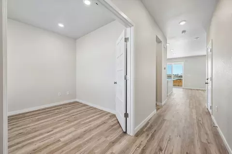Entry Way - 22896 E 47th Pl, Aurora, CO 80019 photo 1 of 17