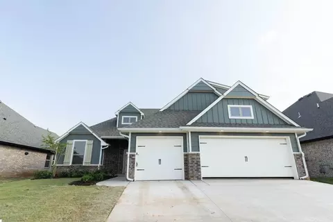 9209 NW 86th St, Yukon, OK 73099