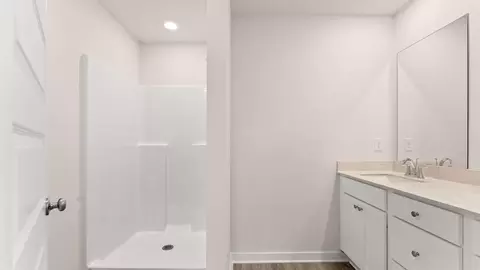 Bath - 96 Stern St, Freeport, FL 32439 photo 1 of 1
