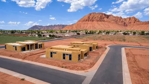 View/Area - 345 S 400 E, Ivins, UT 84738 photo 1 of 4