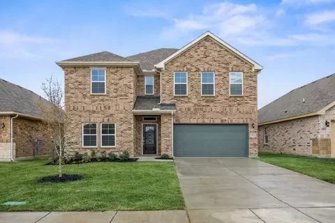 329 Amberville Dr, Red Oak, TX 75154
