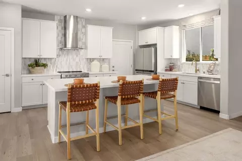 Kitchen - 8129 Ruby Kinglet Dr, Sacramento, CA 95832 photo 3 of 3