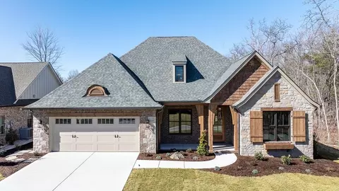 268 Stonehenge Dr, Crossville, TN 38555