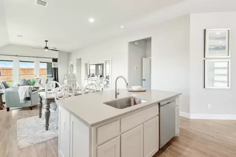 Kitchen - 301 River Meadows Ln, Argyle, TX 76226 photo 4 of 6