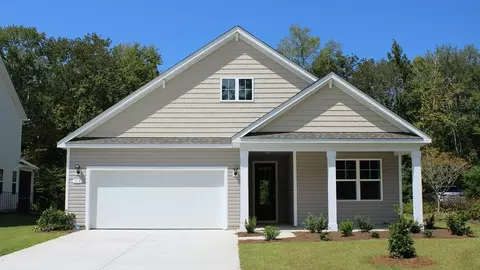 2143 Marietta Cir NW, Ash, NC 28420