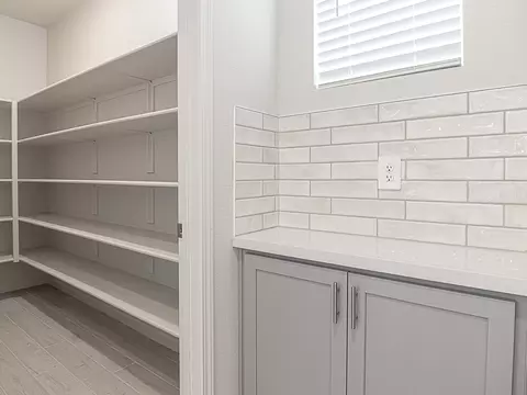 1471 Monkton Way, Sacramento, CA 95835