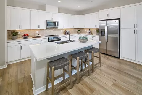 Kitchen - 12634 Hampton Ave, Eastvale, CA 92880 photo 1 of 3