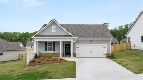 548 Majestic Oak Cir, Dallas, GA 30132