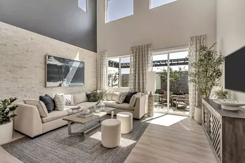 Living - 2941 S 2425 W, Syracuse, UT 84075 photo 2 of 3