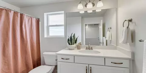 Bath - 2941 S 2425 W, Syracuse, UT 84075 photo 4 of 5