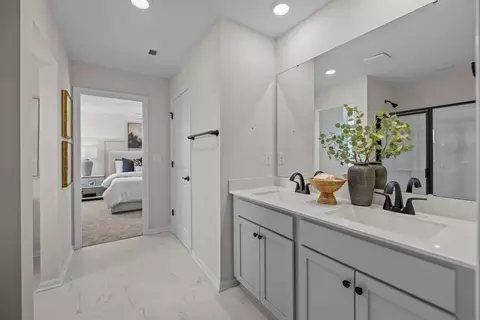 Entry Way - 367 Kasey Ln, Spring Lake, NC 28390 photo 3 of 4