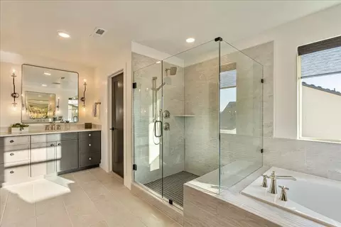 Bath - 2451 W Aurora Ave, Mapleton, UT 84664 photo 7 of 7