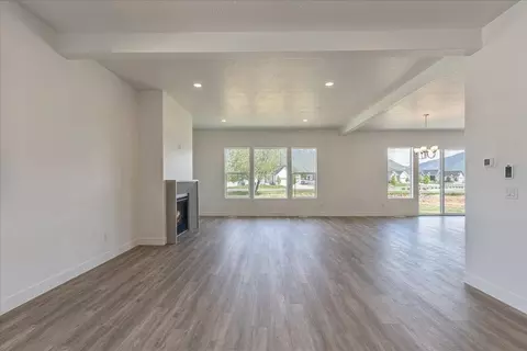 Living - 2451 W Aurora Ave, Mapleton, UT 84664 photo 3 of 9