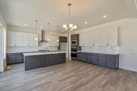 Kitchen - 2451 W Aurora Ave, Mapleton, UT 84664 photo 1 of 10