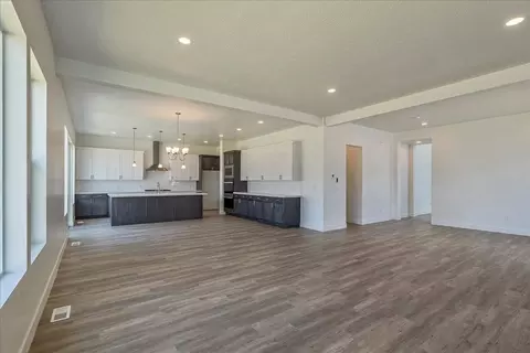 Living - 2451 W Aurora Ave, Mapleton, UT 84664 photo 8 of 9