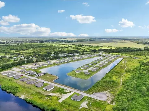 View/Area - 808 Gen D Macarthur Ave, Labelle, FL 33935 photo 2 of 4