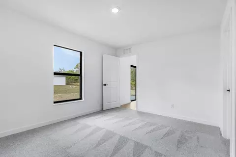 Bedroom - 808 Gen D Macarthur Ave, Labelle, FL 33935 photo 1 of 3