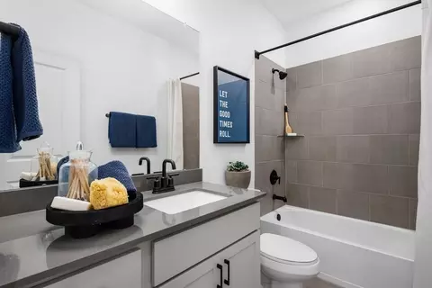 22206 E Yellow Rose Ct, Tomball, TX 77375