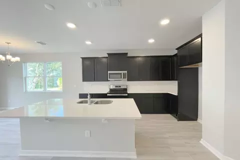 Kitchen - 1429 Hyde St, Saint Cloud, FL 34771 photo 1 of 5