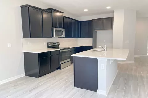 Kitchen - 1429 Hyde St, Saint Cloud, FL 34771 photo 2 of 5