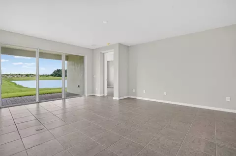 Living - 13116 Oxeye Ln, Parrish, FL 34219 photo 2 of 3