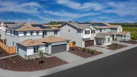 View/Area - 2118 Trojan St, Manteca, CA 95336 photo 2 of 10
