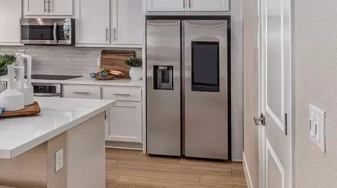 Kitchen - 2118 Trojan St, Manteca, CA 95336 photo 6 of 8