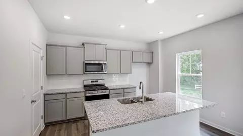 Kitchen - 8740 Basil Rd NW, Baltimore, OH 43105 photo 3 of 7